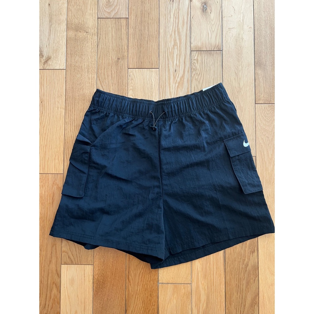 NEW Nike Loose Fit High Rise Cargo Shorts Black Nylon 4.5" Inseam Womens Size M